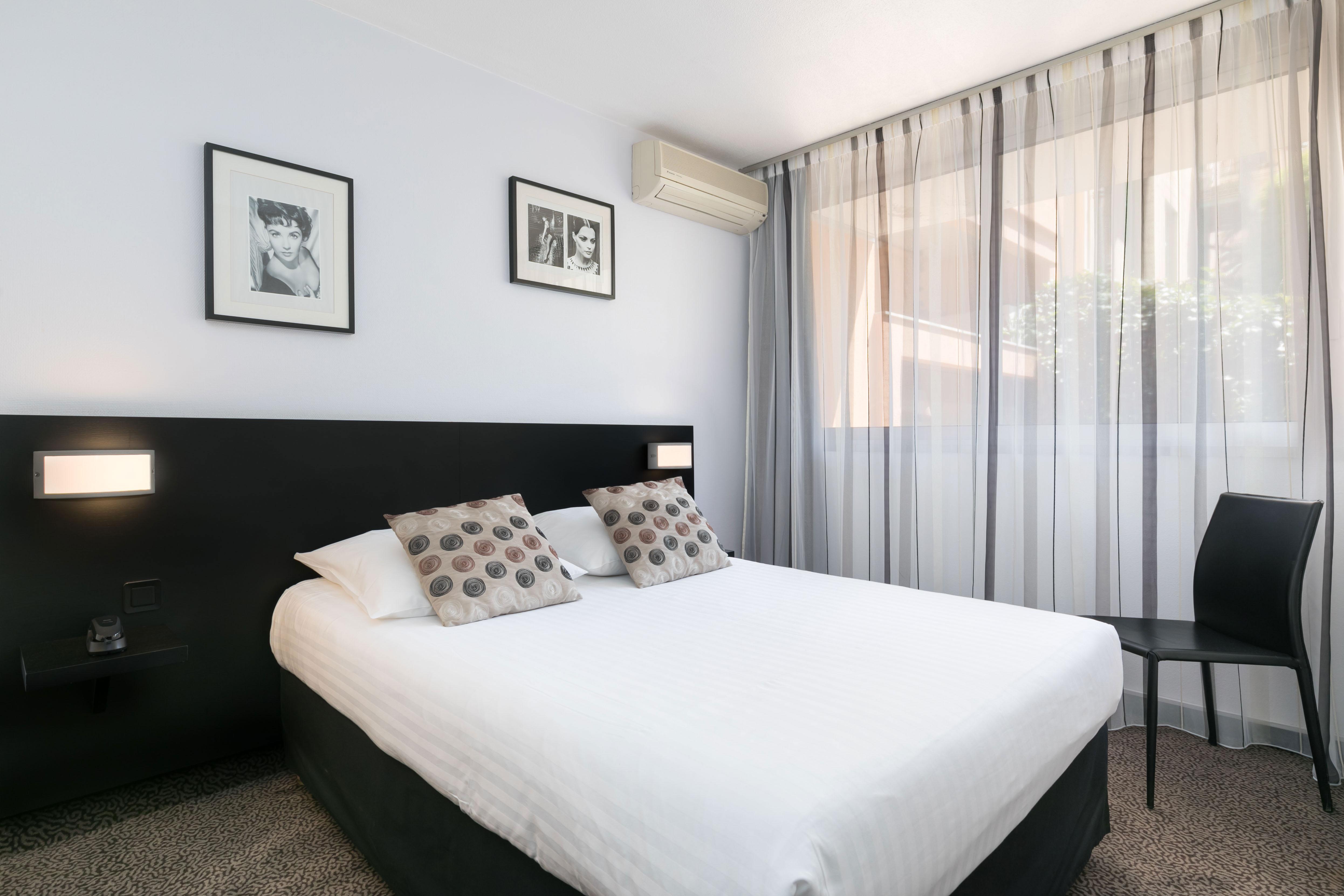 Best Western Hotel Mediterranee Menton Exterior photo